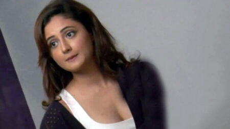 রিলিজ হলো সবচেয়ে সাহসী ওয়েব সিরিজ, ভুলেও বাচ্চাদের সামনে দেখবেন না web series