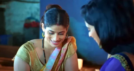 রোমান্সে পরিপূর্ণ এই ওয়েব সিরিজ, ভুলেও বাচ্চাদের কারও সামনে দেখবেন না web series