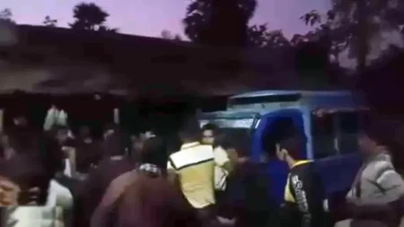 অবরুদ্ধ ৬ পুলিশ সদস্য