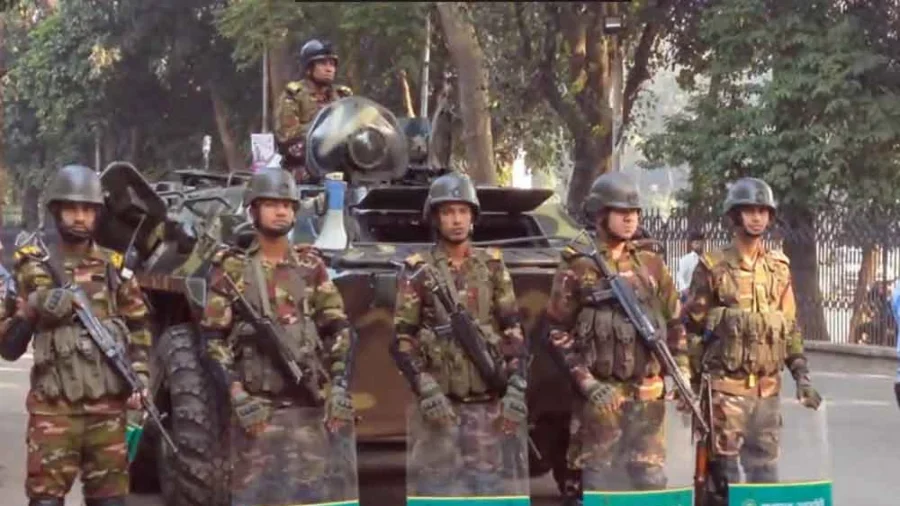 কঠোর নিরাপত্তা