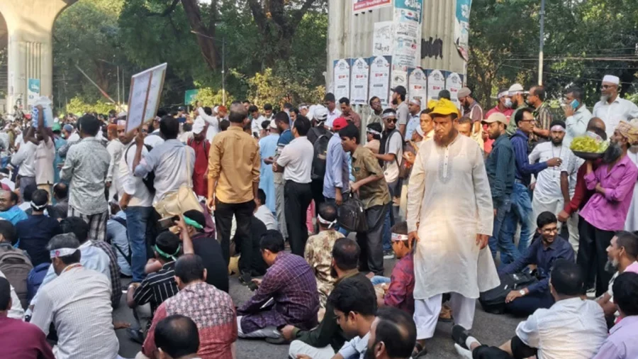 কর্মবিরতি শুরু