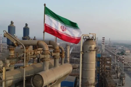 তেল রপ্তানিতে ইরান