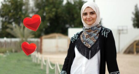 মেয়েদের হার্টের ইমোজি