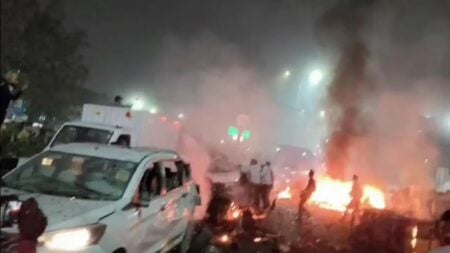 নয়াদিল্লিতে বিস্ফোরণ