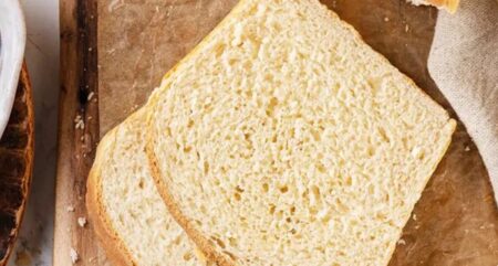 পাউরুটি দীর্ঘদিন তাজা ও নরম রাখার উপায় পাউরুটি