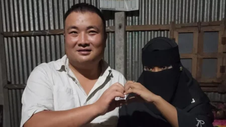 বিয়ে সম্পন্ন করতে যাচ্ছেন