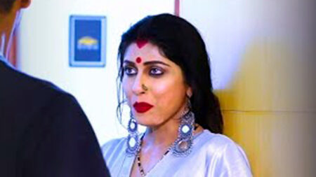 নতুন ওয়েব সিরিজ রিলিজ, রোমান্স ও নাটকীয়তায় জমজমাট! ওয়েব সিরিজ