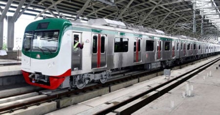 মেট্রোরেলের কার্ড রিচার্জ