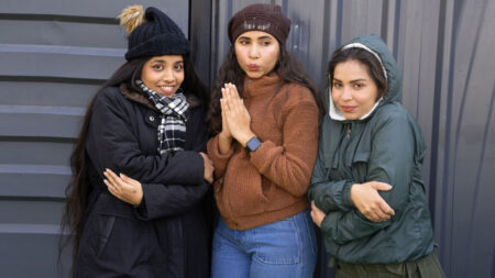 শীতে হাত-পা ঠাণ্ডা