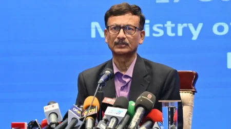 হাসিনাকে ফেরত