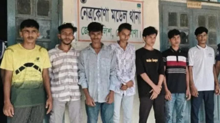 ৭ নেতাকর্মী আটক