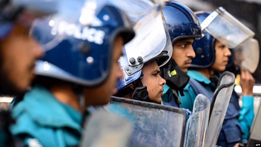 Bangladesh security clampdown