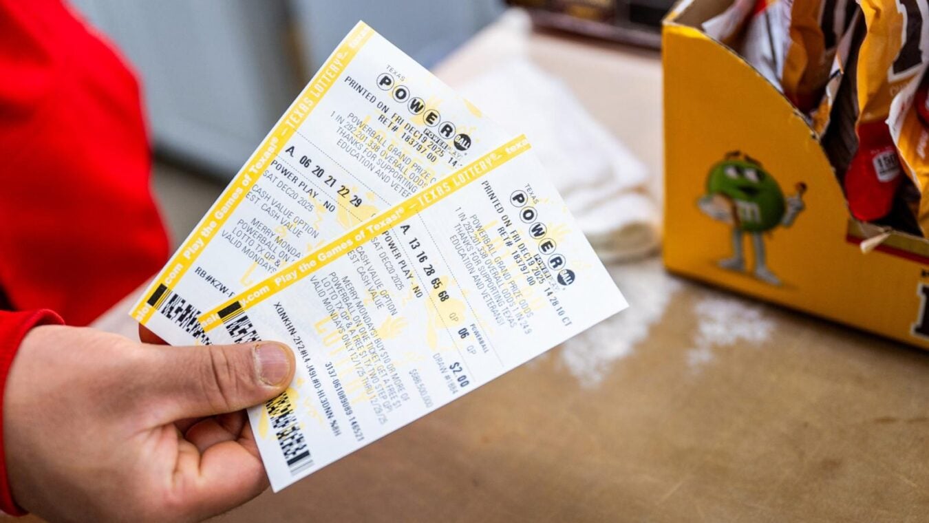 $1.6 billion Powerball jackpot