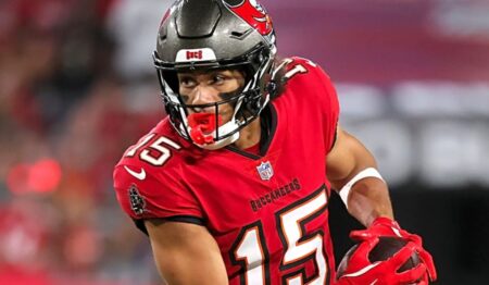 Jalen McMillan Injury Update: Will the Buccaneers WR Return Soon After Neck Fractures? Jalen McMillan