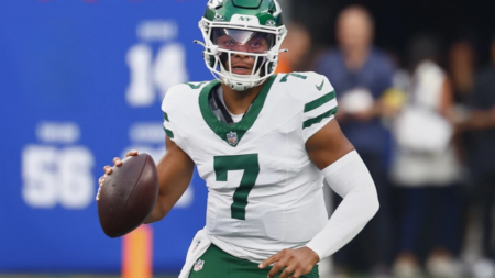 Justin Fields Jets Season Over: Knee Injury Ends Disastrous Stint Early
