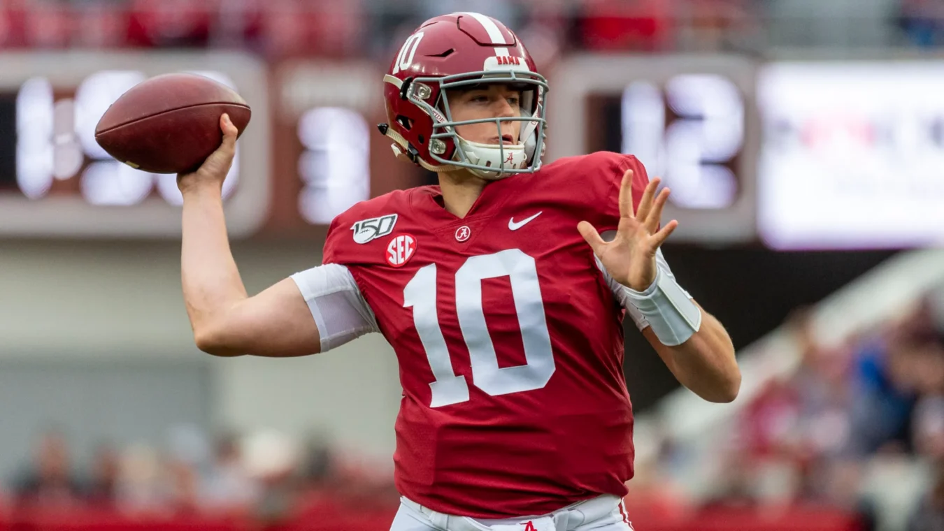 Alabama Leaps Notre Dame in Latest College Football Playoff Rankings Shakeup