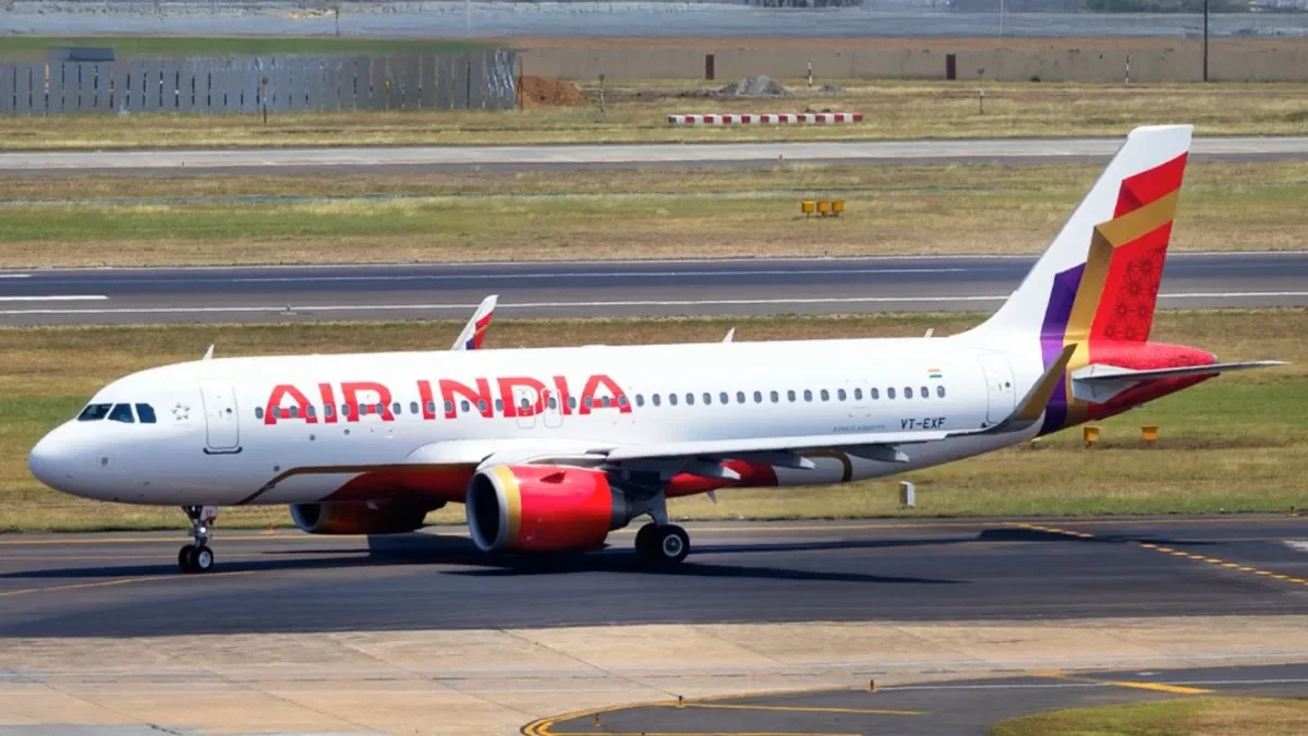 Air India Emergency Landing Boeing 777 Returns to Delhi After Engine Scare