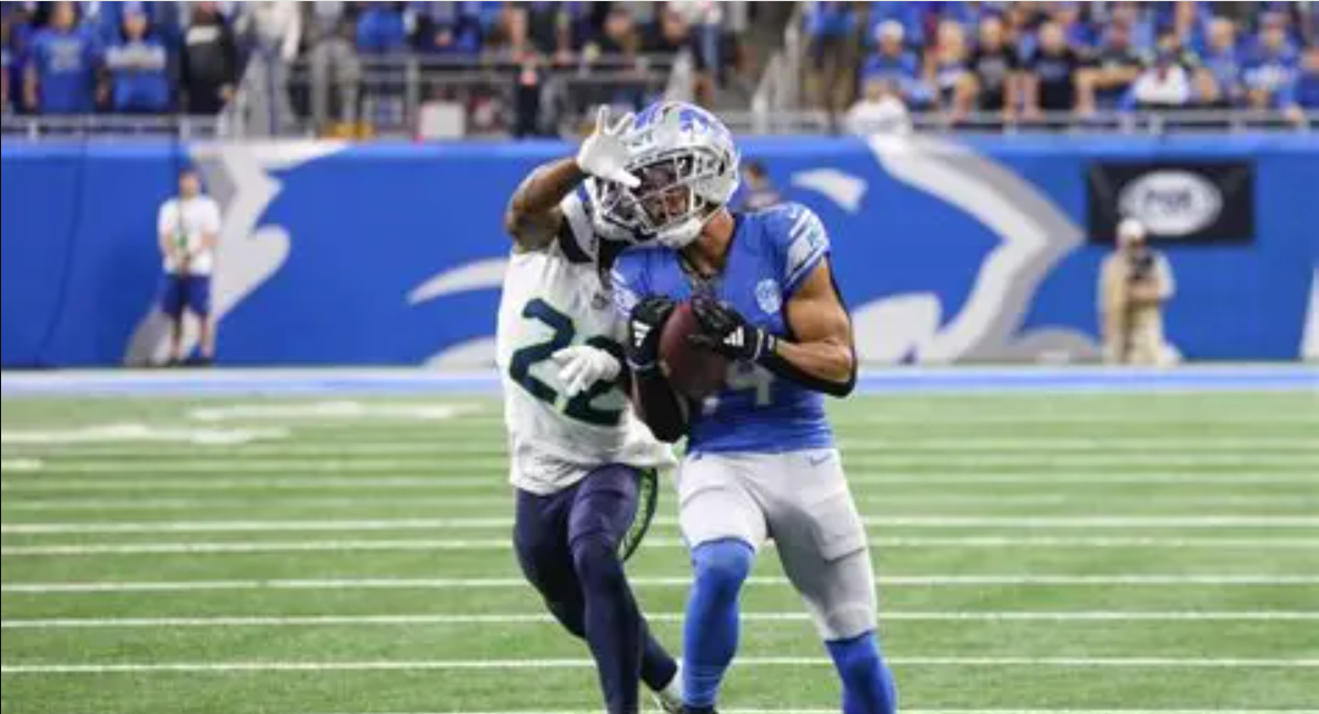 Amon-Ra St. Brown ankle injury