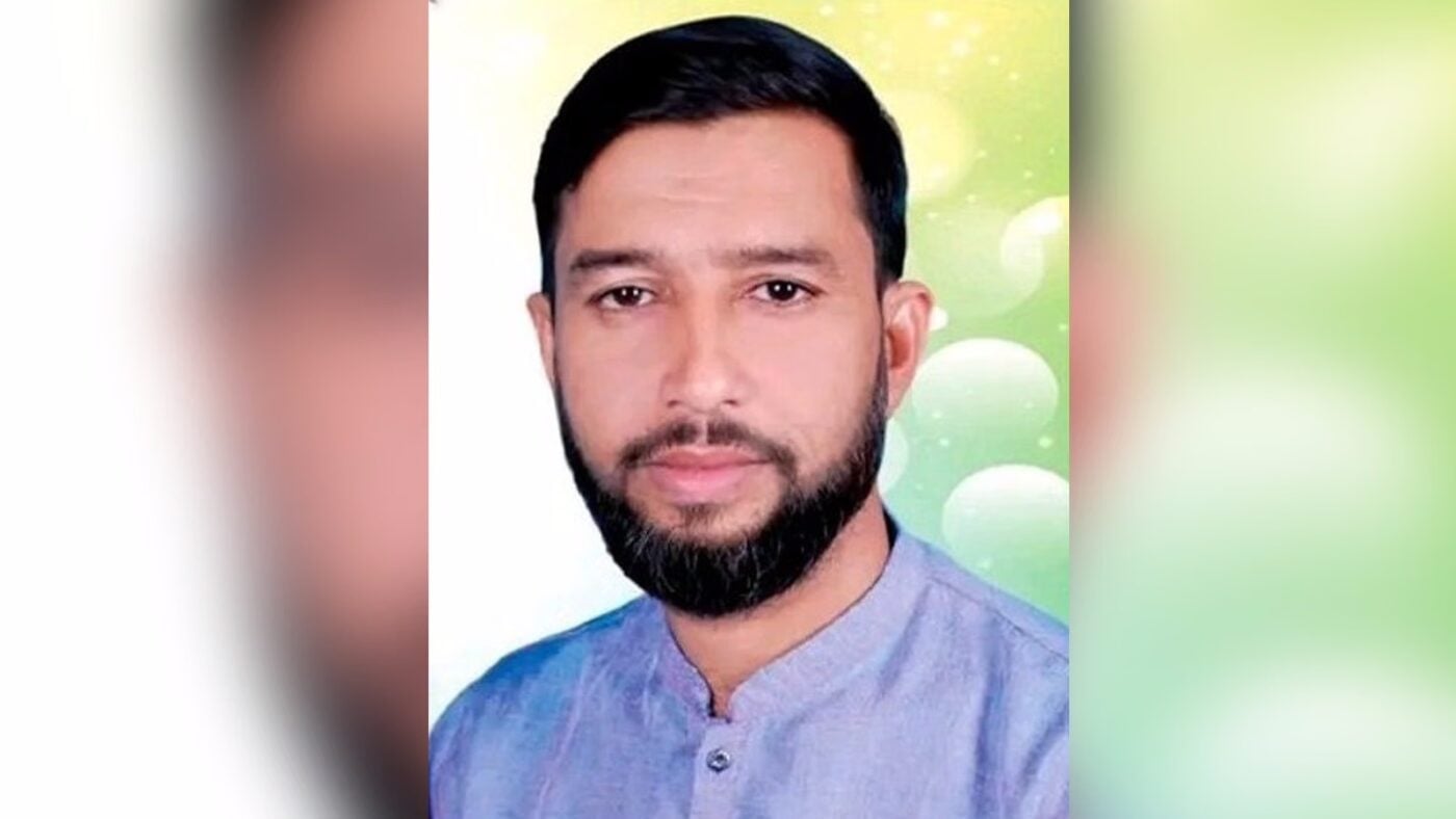Bangladesh student leader shot