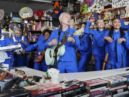 David Byrne’s Intimate Tiny Desk Show Blends New Tunes and Classic Hits