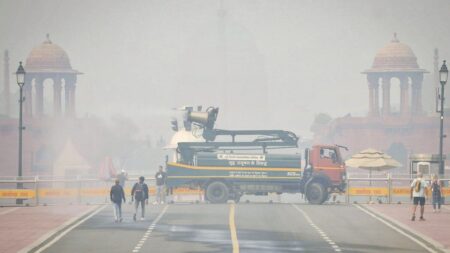 Delhi Enforces 50% Work-From-Home Rule to Combat Severe Air Pollution Crisis