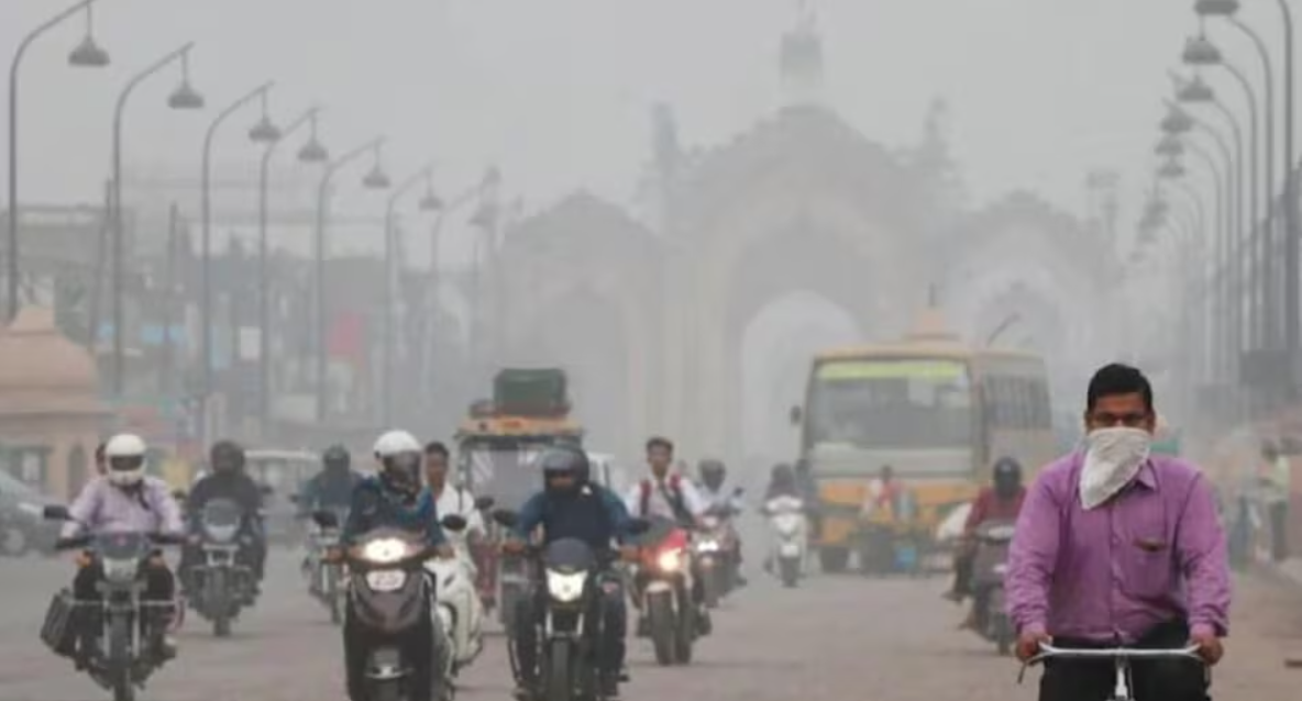 Delhi Schools Shift to Hybrid Learning as Air Pollution Reaches Critical Levels