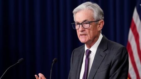Fed Holds Rates Steady Amid Stubborn Inflation, Signals Cautious Path Forward