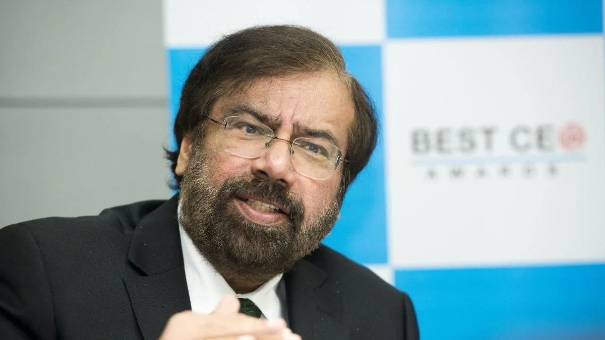 Harsh Goenka Defends Indian Airlines: Why 45 Years of Soaring Costs Haven’t Grounded Cheap Fares