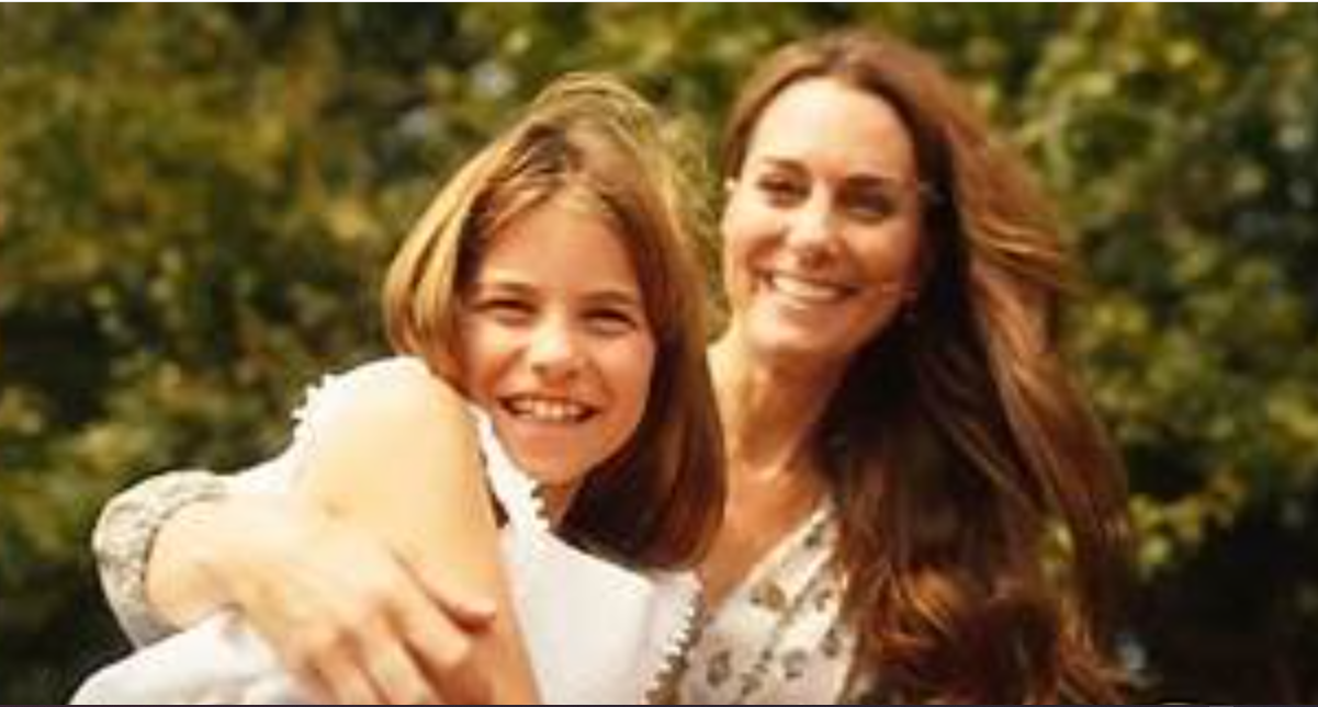 Kate Middleton Princess Charlotte piano duet