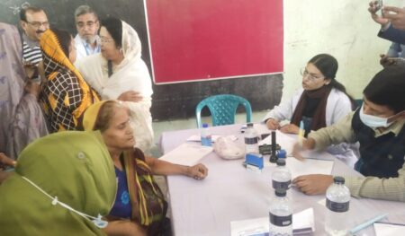 ফ্রি মেডিকেল ক্যাম্পে রোগীদের ভিড়, খালেদা জিয়ার আরোগ্য কামনা medical camp