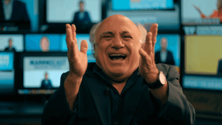 ManningCast Stuns with Danny DeVito’s Hilarious Monday Night Football Cameo ManningCast