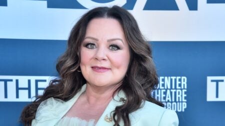 Melissa McCarthy’s Dramatic Weight Loss Stuns SNL Audience and Sparks Online Buzz Melissa McCarthy weight loss