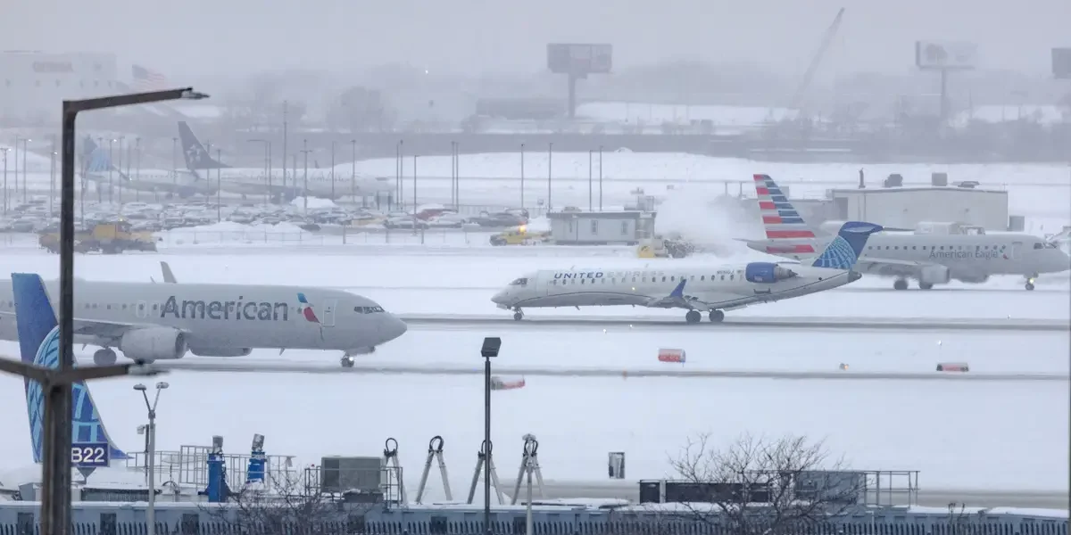 NYC flight cancellations winter storm