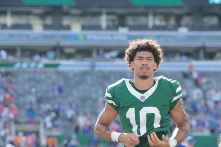 New York Jets Officially Cut Ties with Receiver Allen Lazard