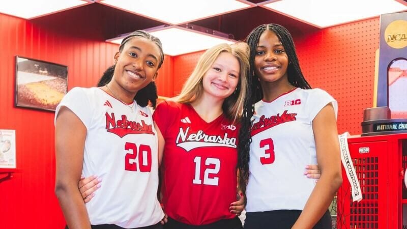 Nebraska Volleyball Poised for 2026 Championship Run with Full Roster Return