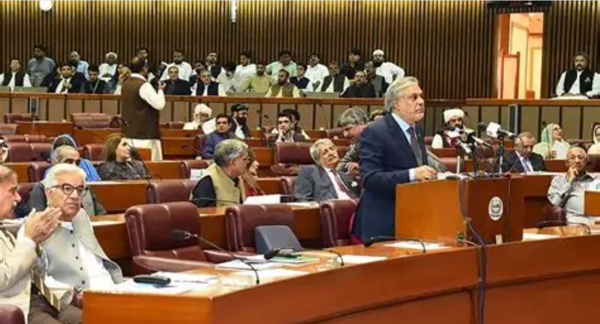 Pakistan Assembly Money Incident Sparks Laughter and Public Outrage