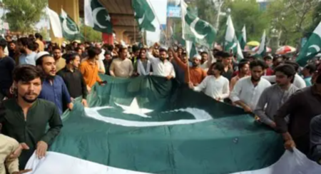 Pakistan warning to India