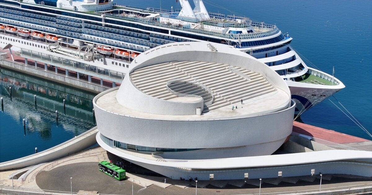 Porto Shatters Cruise Record with 225,000 Passengers in 2025 Boom