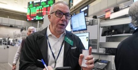 S&P 500 Nears All-Time High as Inflation Data Fuels Rate Cut Hopes S&P 500