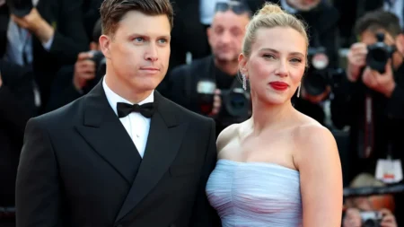 Scarlett Johansson Reveals Panic After First Date With Colin Jost: ‘I Had to Leave’ Scarlett Johansson Reveals Panic After First Date With Colin Jost 'I Had to Leave'