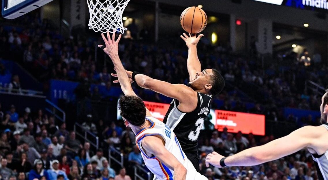 Oklahoma City Thunder lose to Spurs