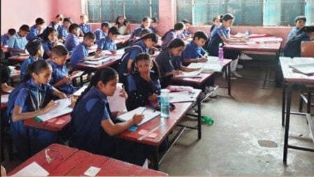 প্রাথমিকের শিক্ষক