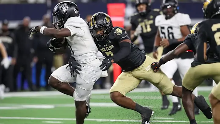 Texas High School Football Player of the Week Standouts Crowned After Epic State Championships