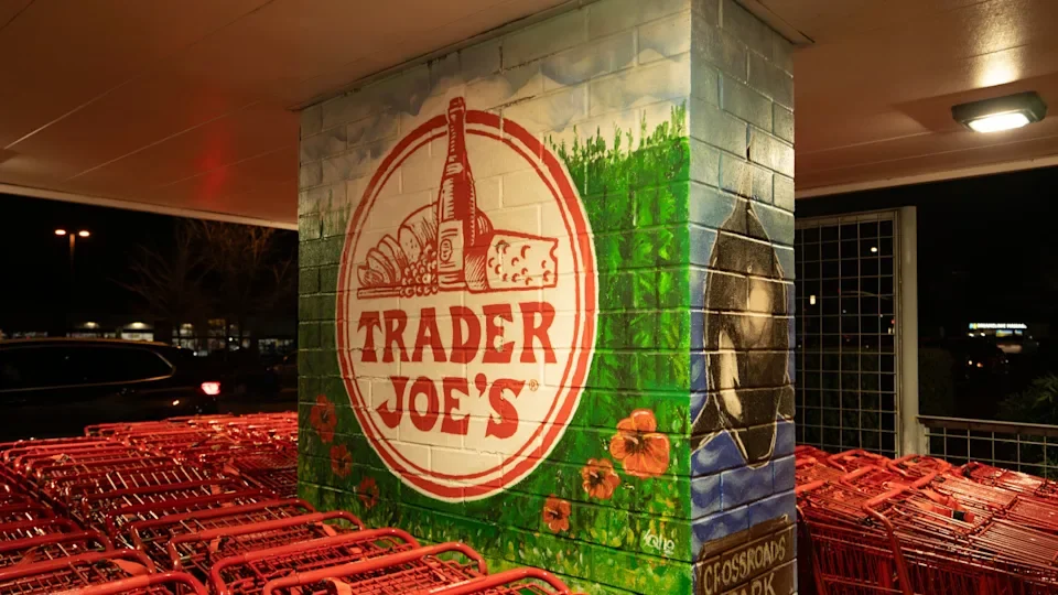 Trader Joe's holiday hours