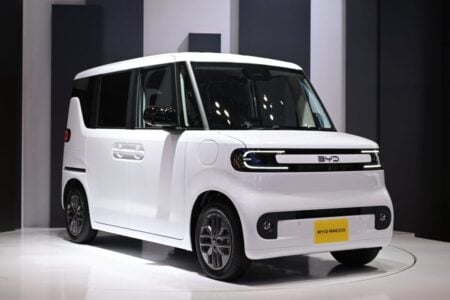 Trump Rolls Back Rules, Paves Way for Tiny Kei Cars in U.S. Market