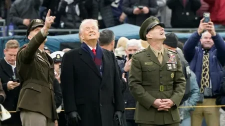 Trump booed at Army Navy game