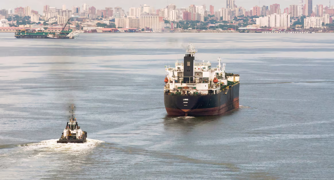 U.S. Seizes Venezuelan Oil Tankers as New Quarantine Order Raises Tensions