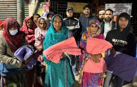 Distribution of blankets among the cold-stricken