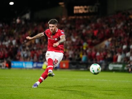 Wrexham Edges Hull City in Dramatic Penalty Shootout Championship Thriller Wrexham Edges Hull City in Dramatic Penalty Shootout Championship Thriller