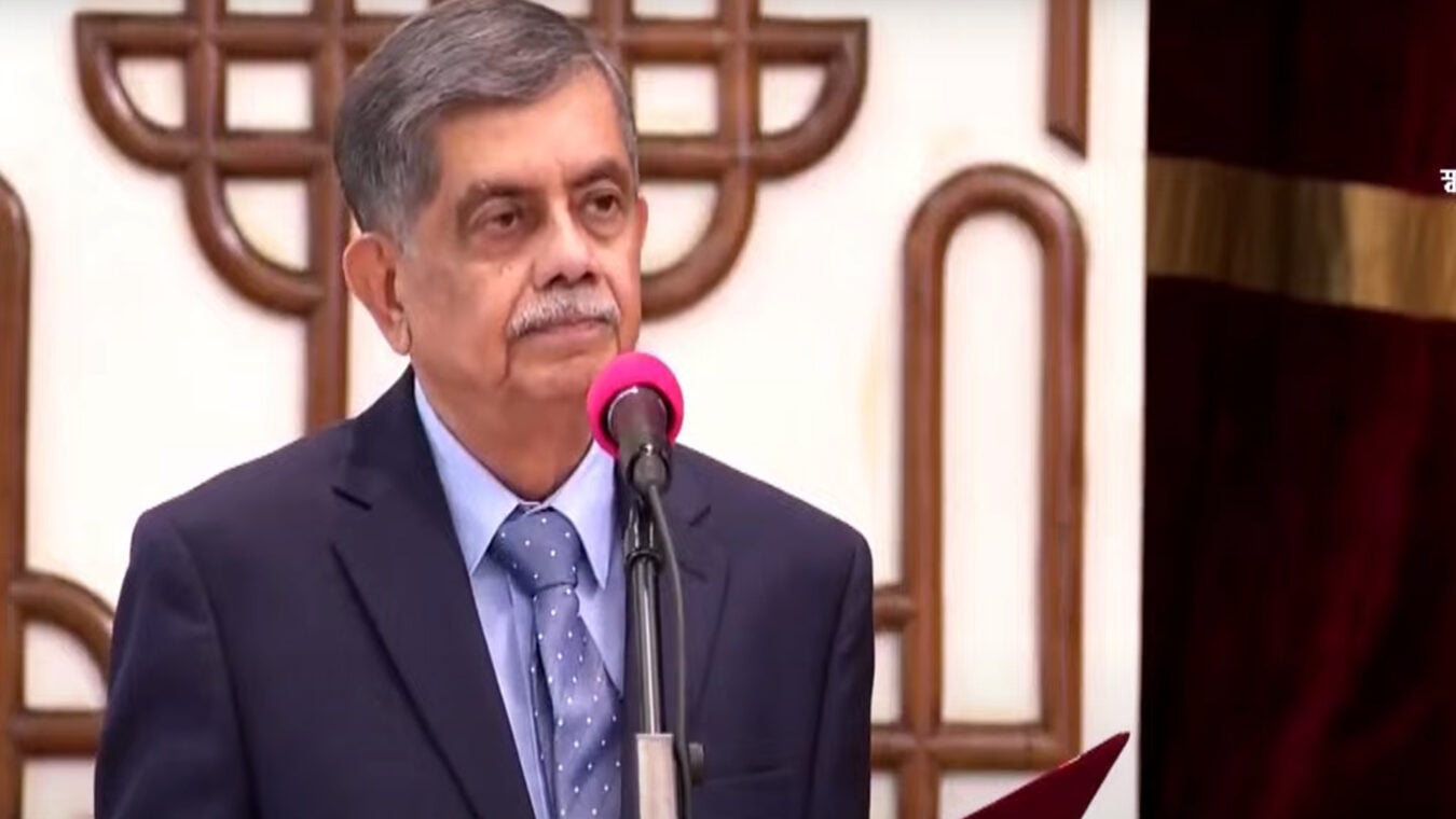 শিক্ষা উপদেষ্টা